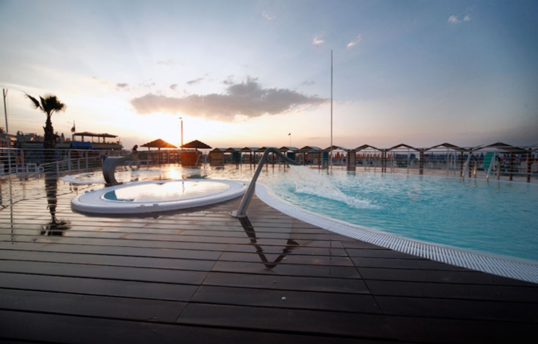 hotelsanmarcocattolica it spiaggia 018